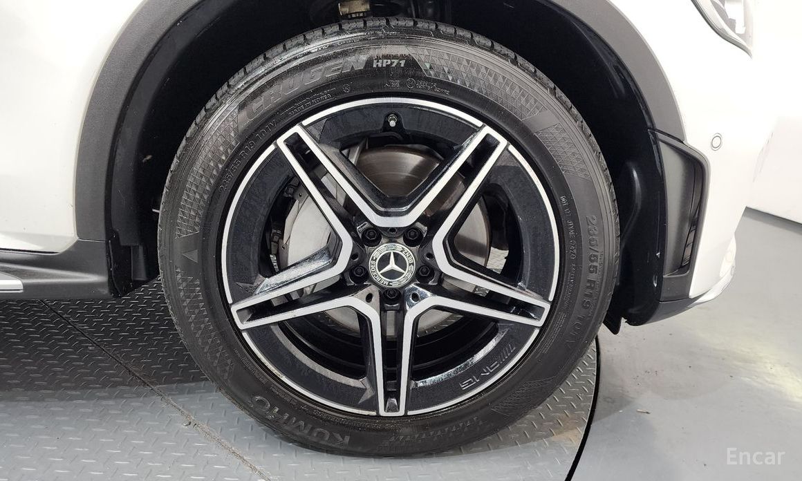 2022 Mercedes-Benz GLC I (X253) Рестайлинг GLC300 4MATIC с пробегом 80 949 км