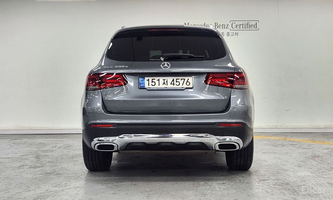 2021 Mercedes-Benz GLC I (X253) Рестайлинг GLC300e 4MATIC с пробегом 116 841 км