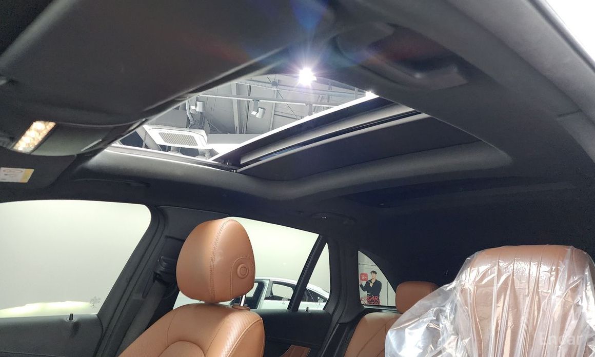 2022 Mercedes-Benz GLC I (X253) Рестайлинг GLC300 4MATIC с пробегом 80 949 км