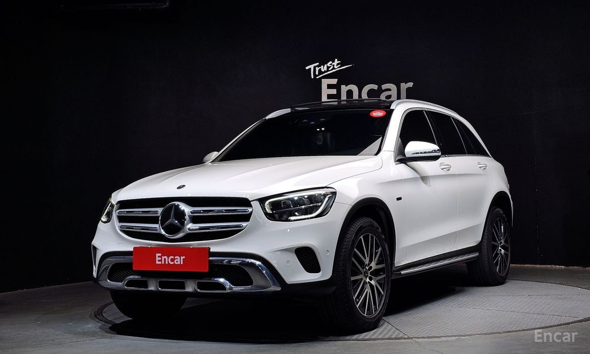 2021 Mercedes-Benz GLC I (X253) Рестайлинг GLC300e 4MATIC с пробегом 47 606 км