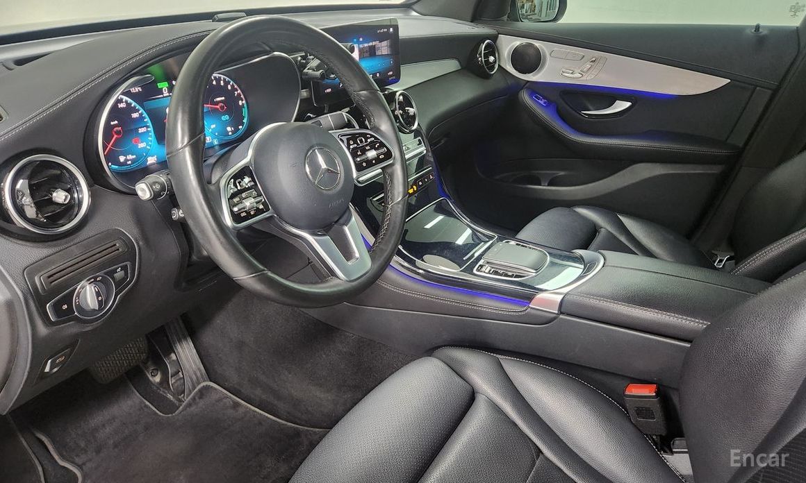 2021 Mercedes-Benz GLC I (X253) Рестайлинг GLC300e 4MATIC с пробегом 116 841 км