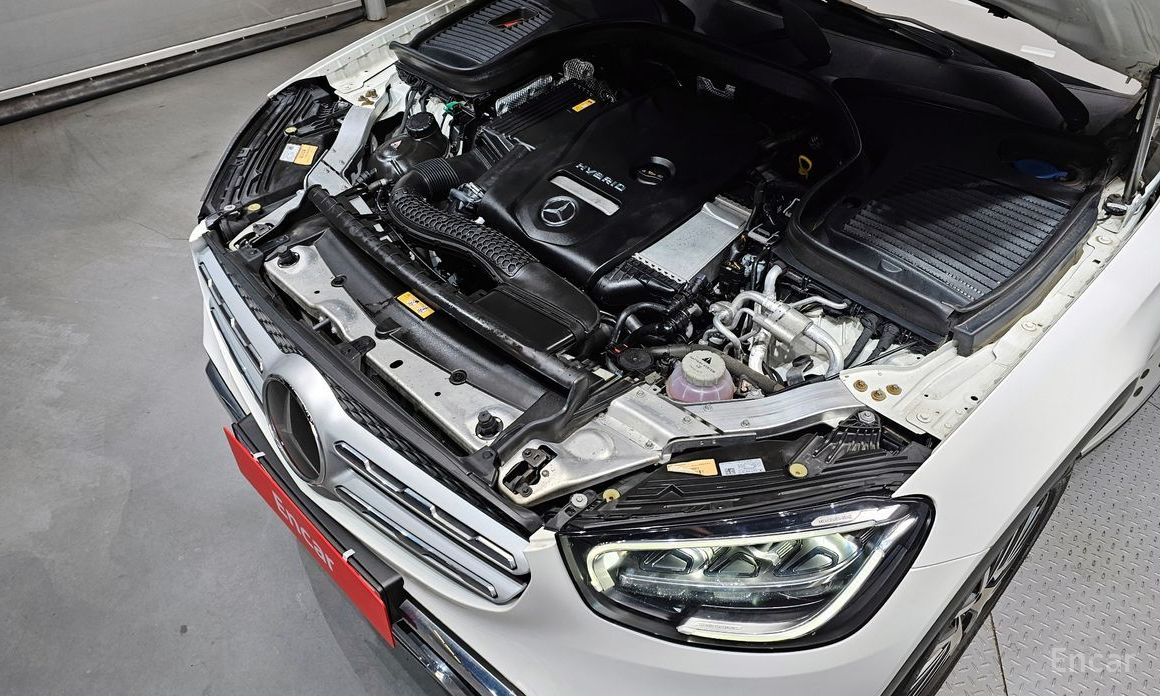 2021 Mercedes-Benz GLC I (X253) Рестайлинг GLC300e 4MATIC с пробегом 47 606 км