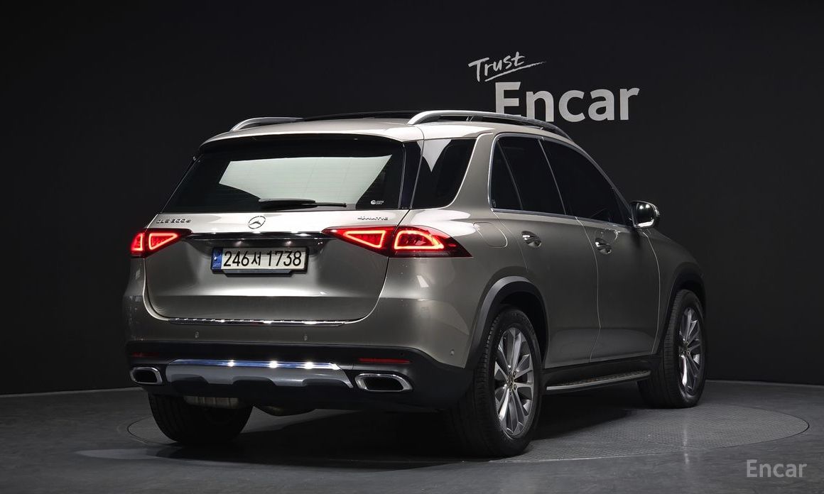 2022 Mercedes-Benz GLE II (V167) GLE300d 4MATIC с пробегом 45 777 км