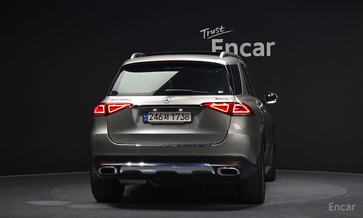 2022 Mercedes-Benz GLE II (V167) GLE300d 4MATIC с пробегом 45 777 км