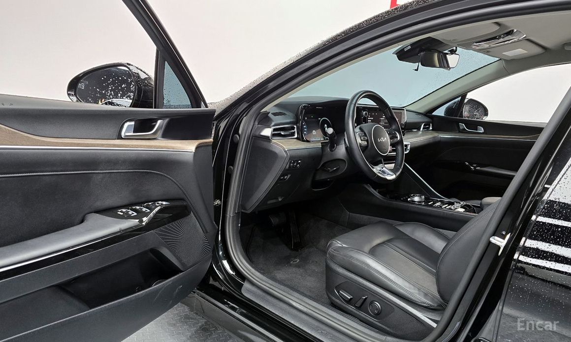 2022 Kia K5 III Noblesse с пробегом 33 657 км