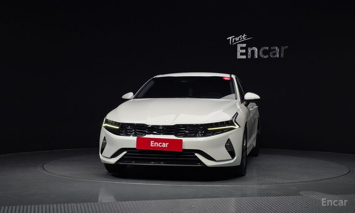 2022 Kia K5 III Trendy с пробегом 112 570 км