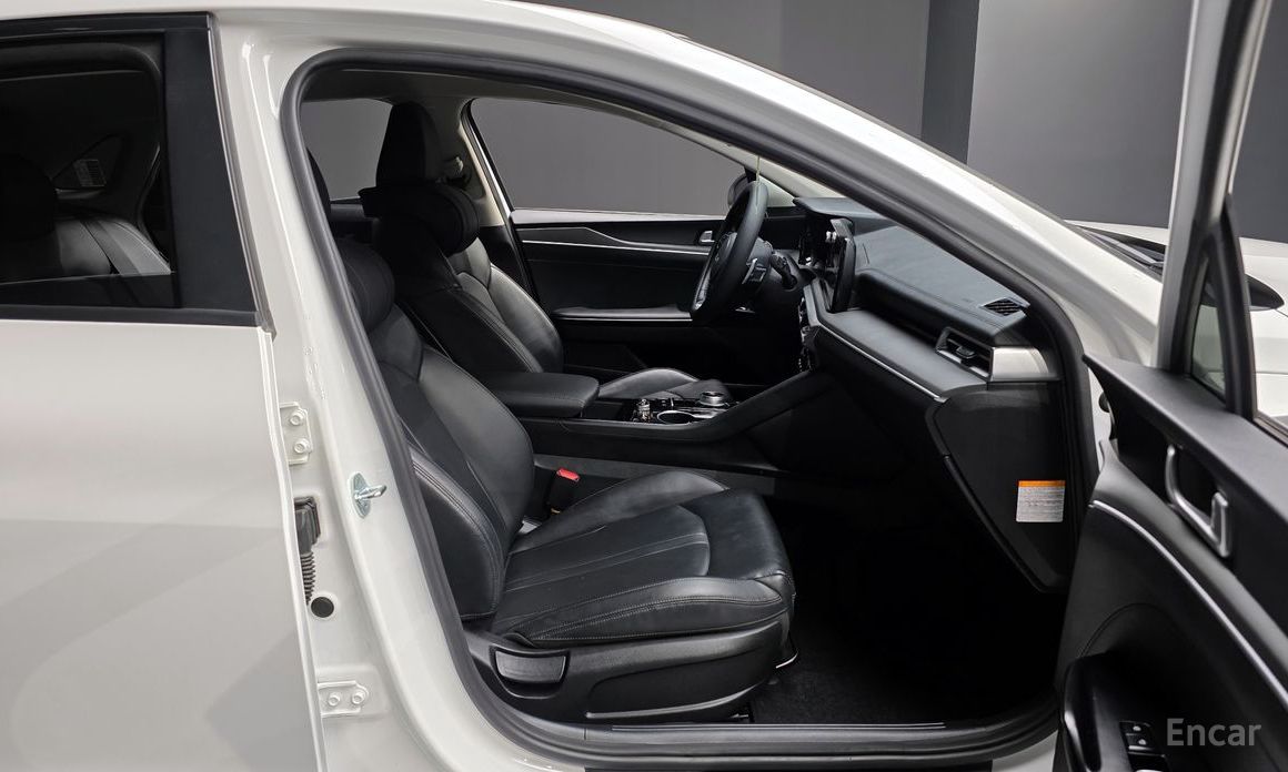2022 Kia K5 III Trendy с пробегом 112 570 км