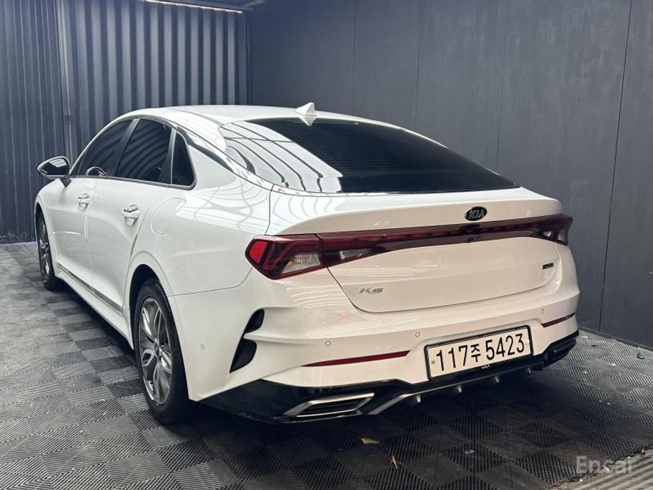 2021 Kia K5 III Signature с пробегом 109 766 км