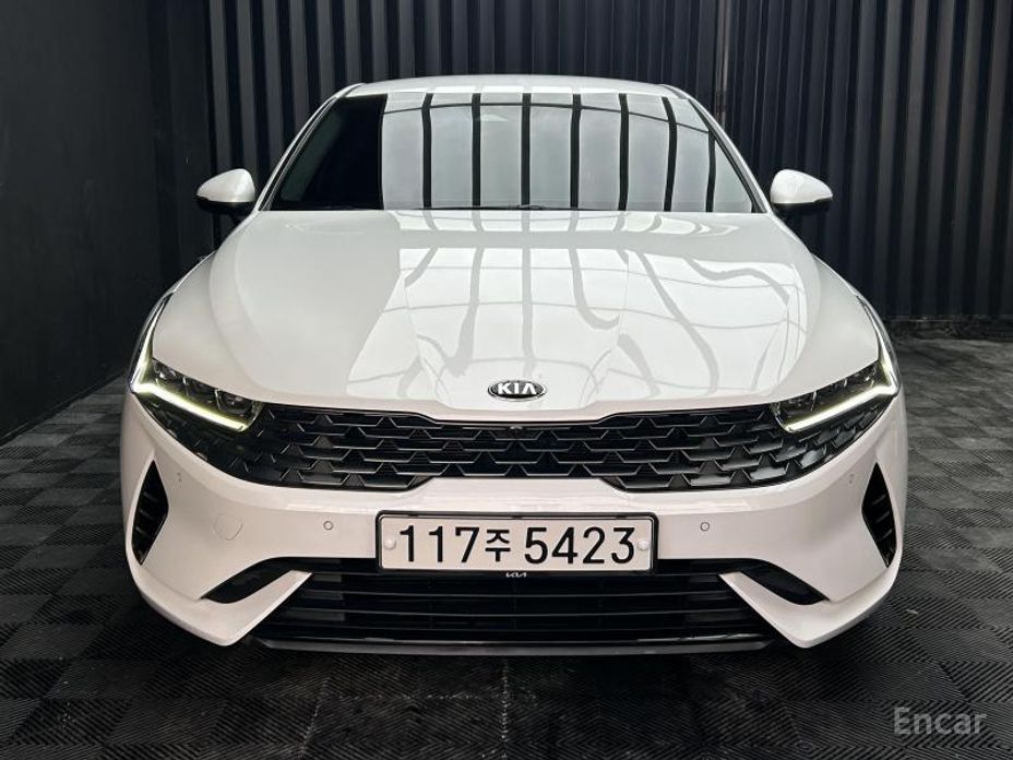 2021 Kia K5 III Signature с пробегом 109 766 км