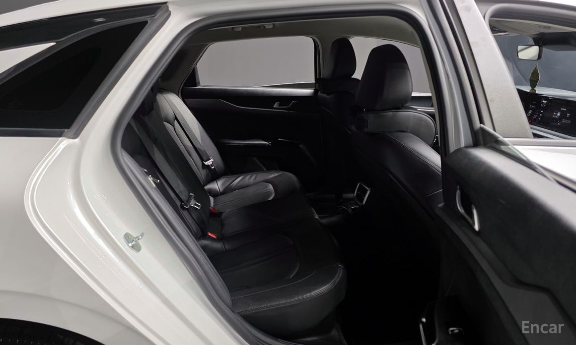 2022 Kia K5 III Trendy с пробегом 112 570 км