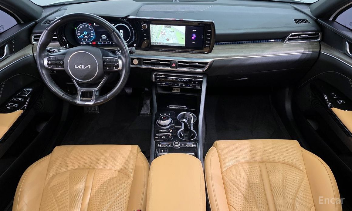 2022 Kia K5 III Signature с пробегом 57 245 км