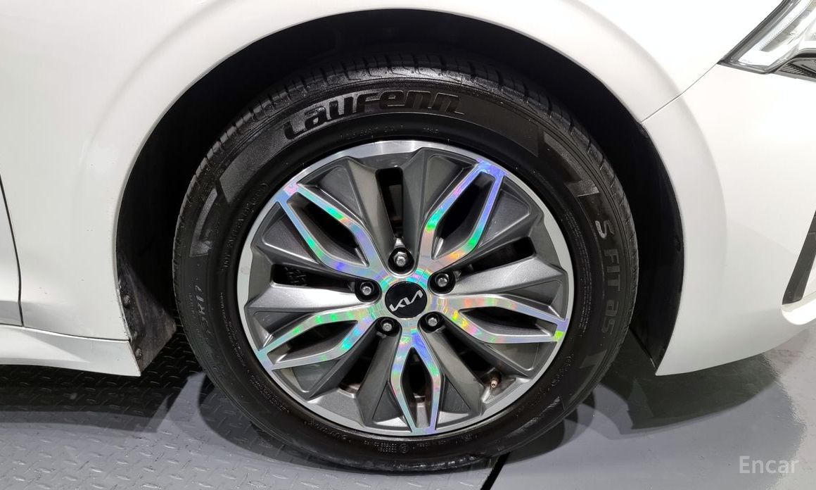 2022 Kia K5 III Prestige с пробегом 118 420 км