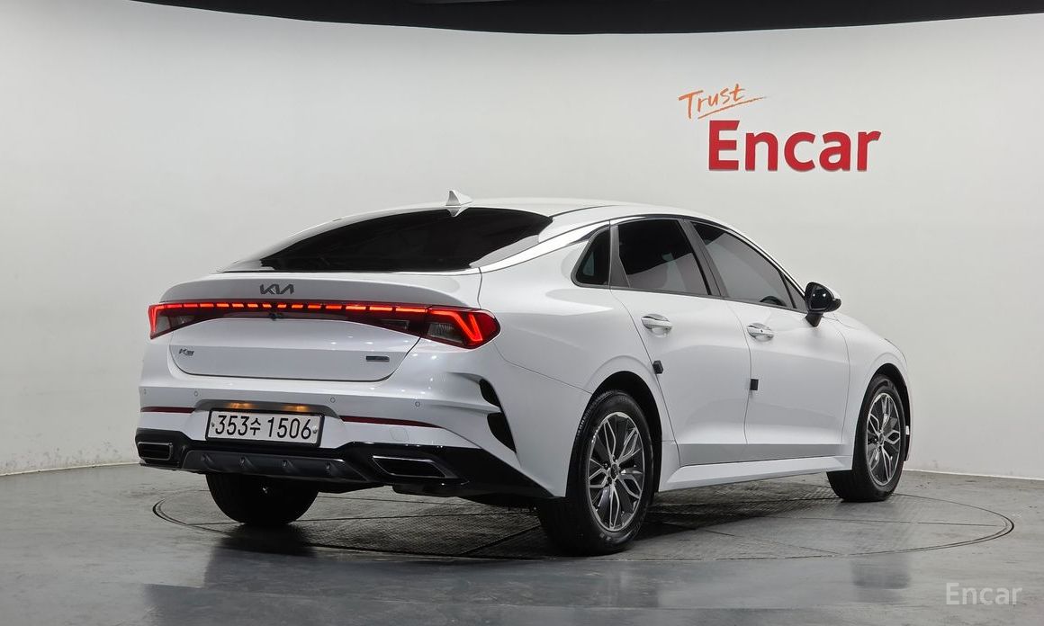 2021 Kia K5 III Prestige с пробегом 65 684 км