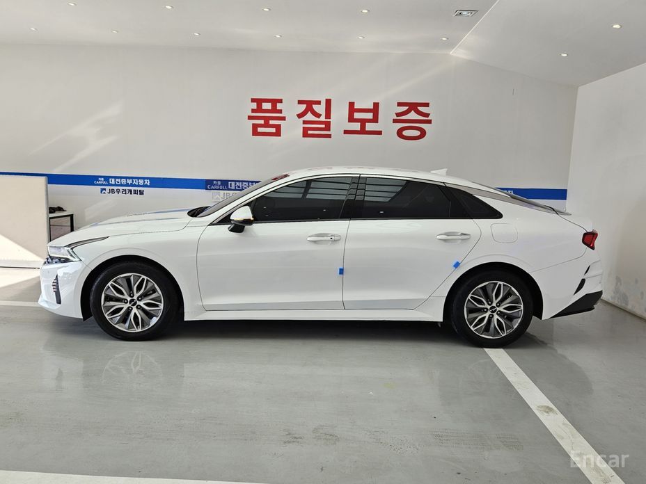 2022 Kia K5 III Prestige с пробегом 83 127 км