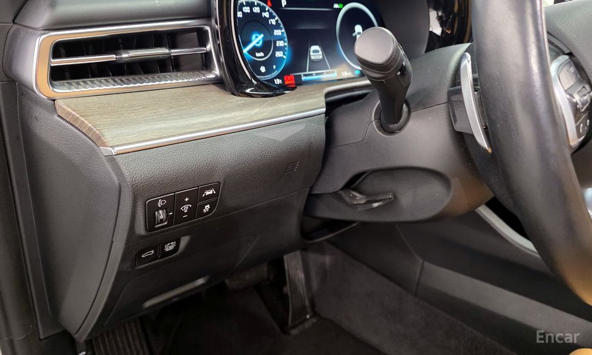2022 Kia K5 III Signature с пробегом 57 245 км