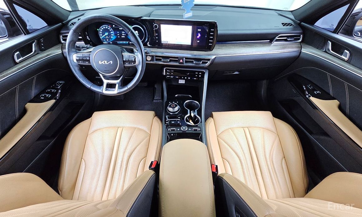 2022 Kia K5 III Signature с пробегом 41 135 км