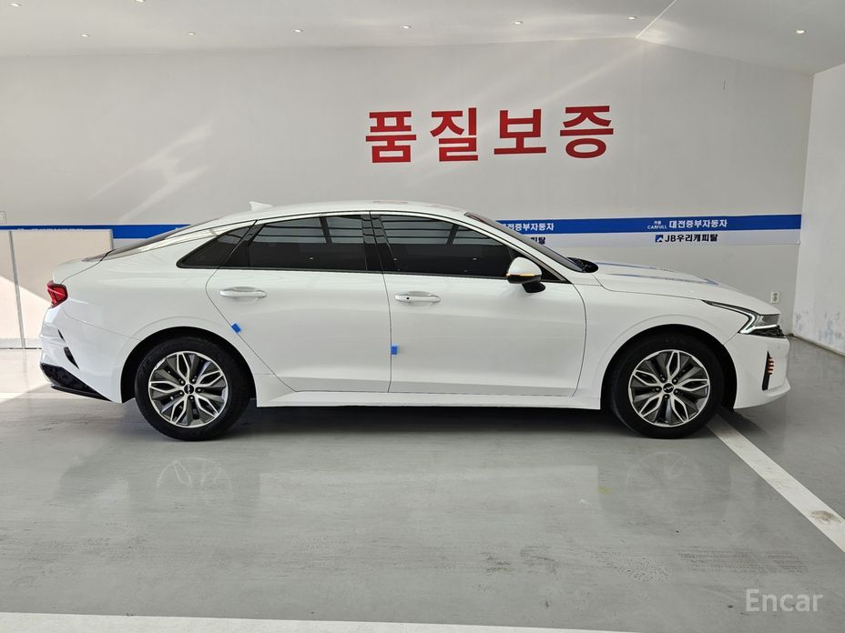 2022 Kia K5 III Prestige с пробегом 83 127 км