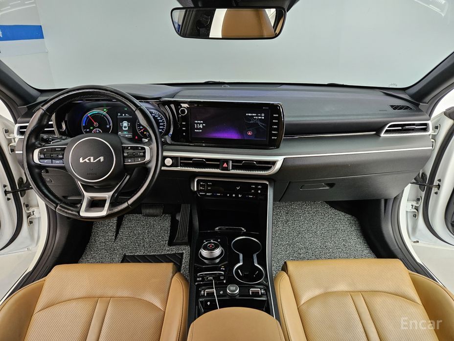2022 Kia K5 III Prestige с пробегом 83 127 км