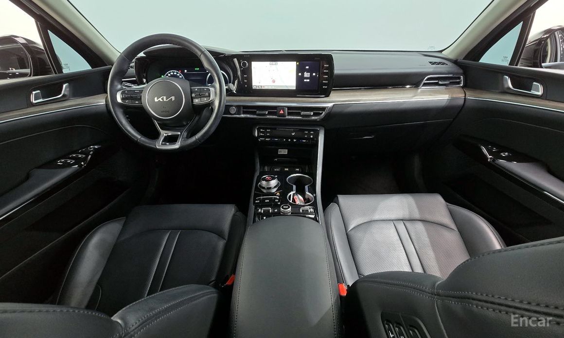 2022 Kia K5 III Noblesse с пробегом 50 072 км