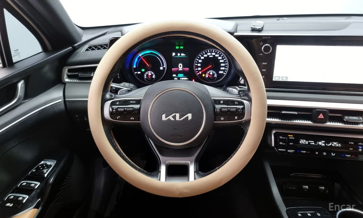 2022 Kia K5 III Prestige с пробегом 118 420 км