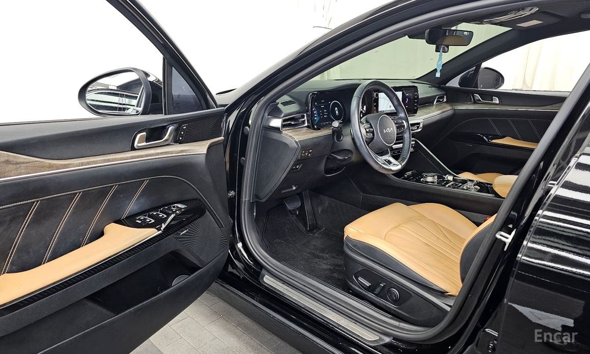 2022 Kia K5 III Signature с пробегом 41 135 км