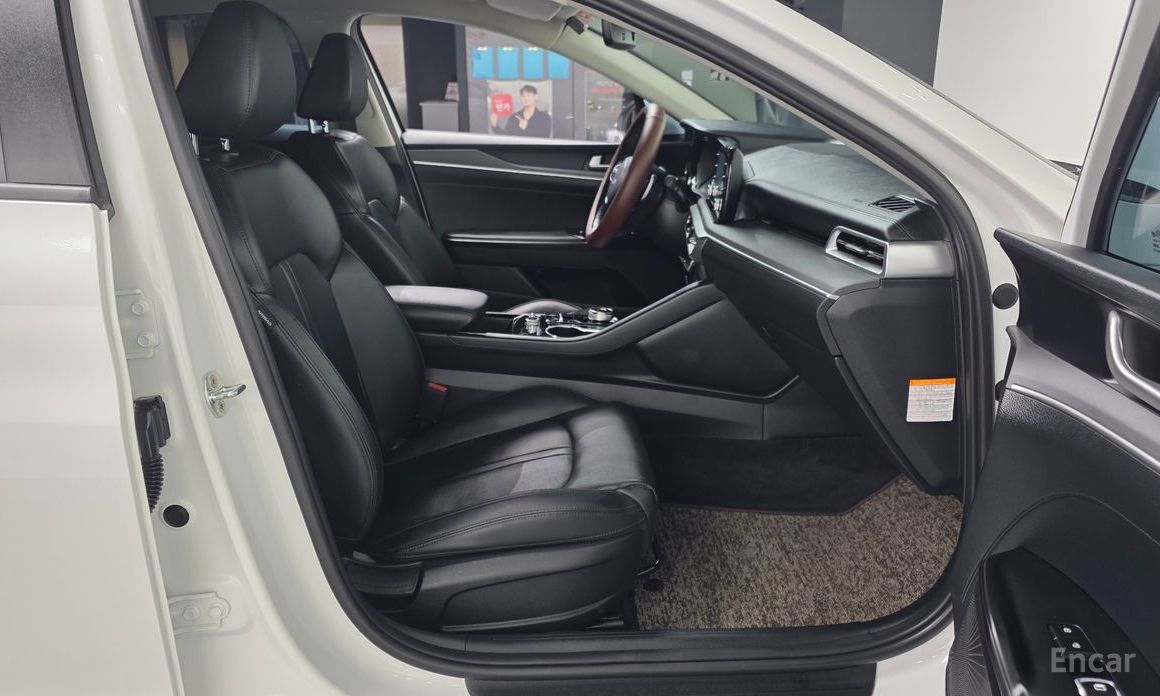 2021 Kia K5 III Prestige с пробегом 65 684 км