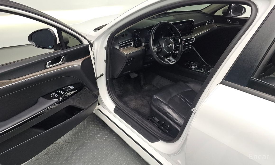2021 Kia K5 III Noblesse с пробегом 135 428 км