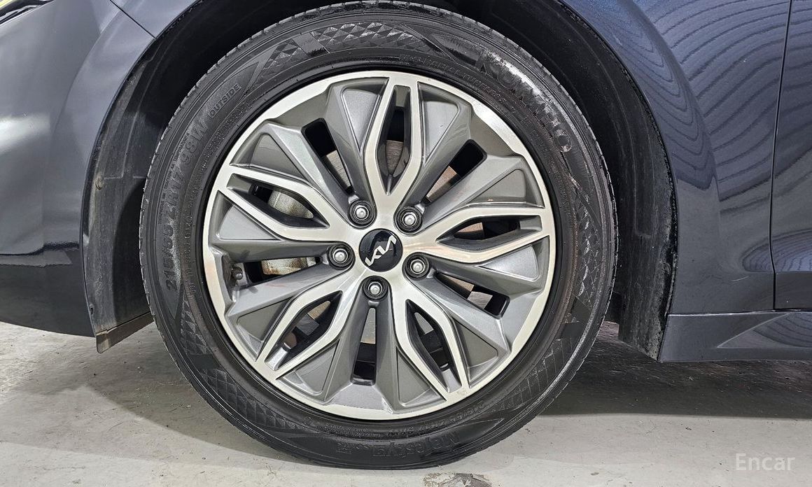 2021 Kia K5 III Prestige с пробегом 144 099 км