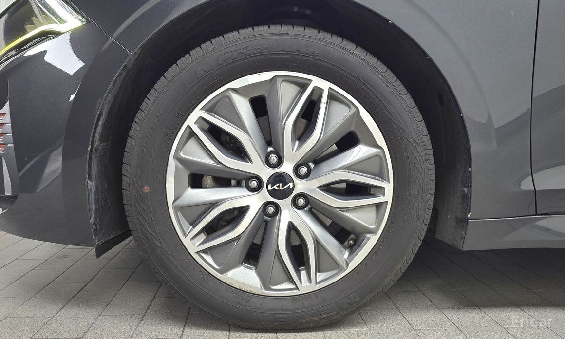2022 Kia K5 III Prestige с пробегом 131 405 км