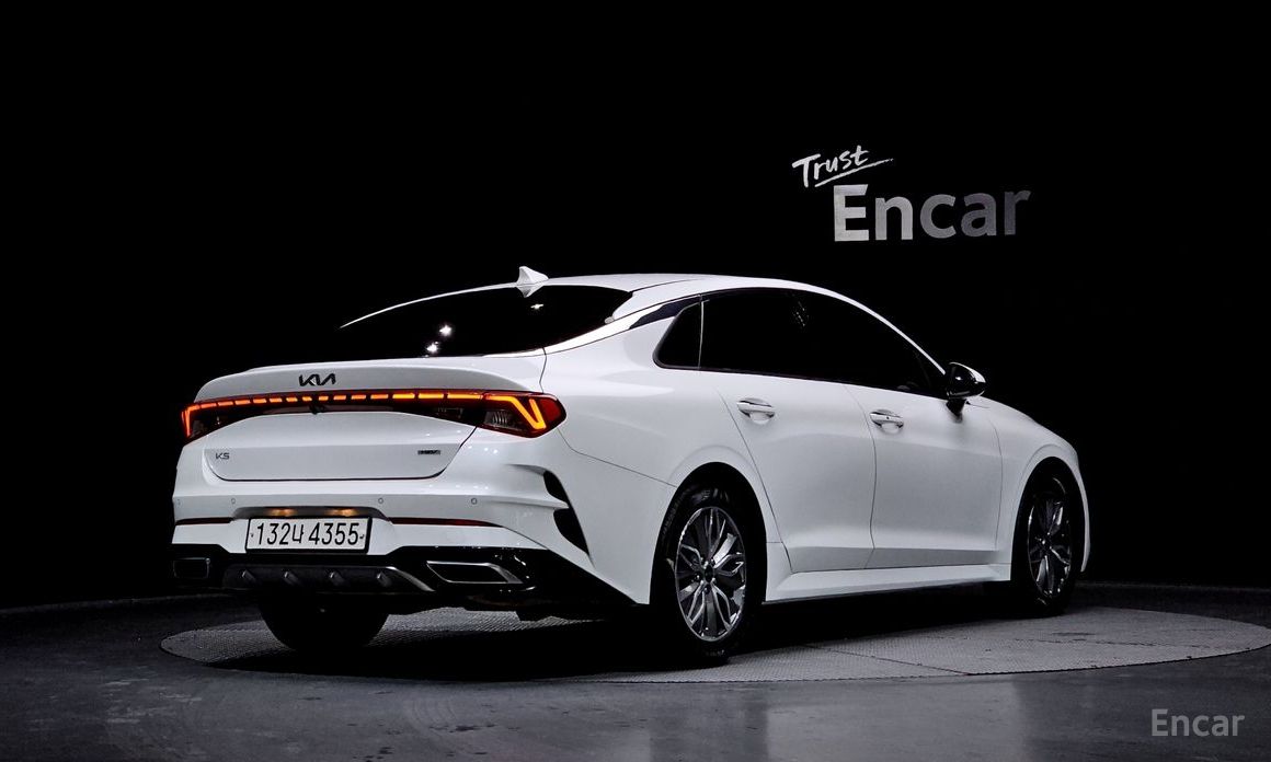 2022 Kia K5 III Prestige с пробегом 97 239 км