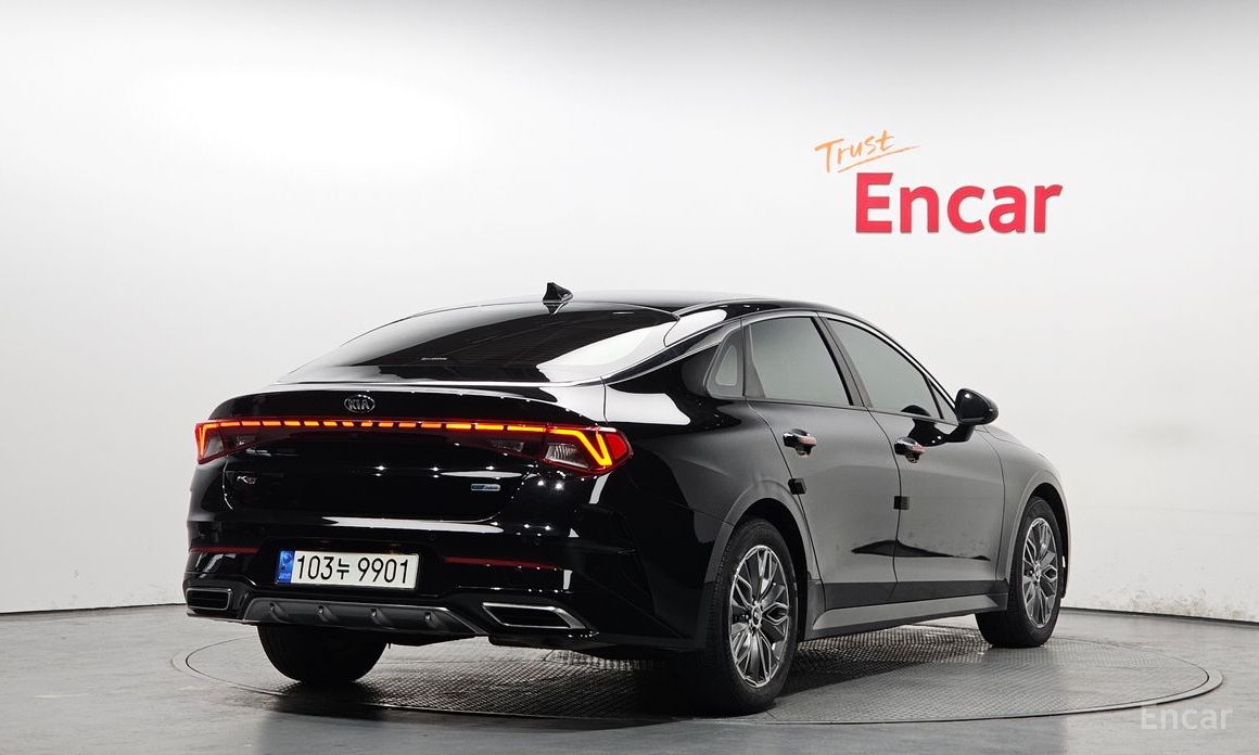 2021 Kia K5 III Prestige с пробегом 58 198 км
