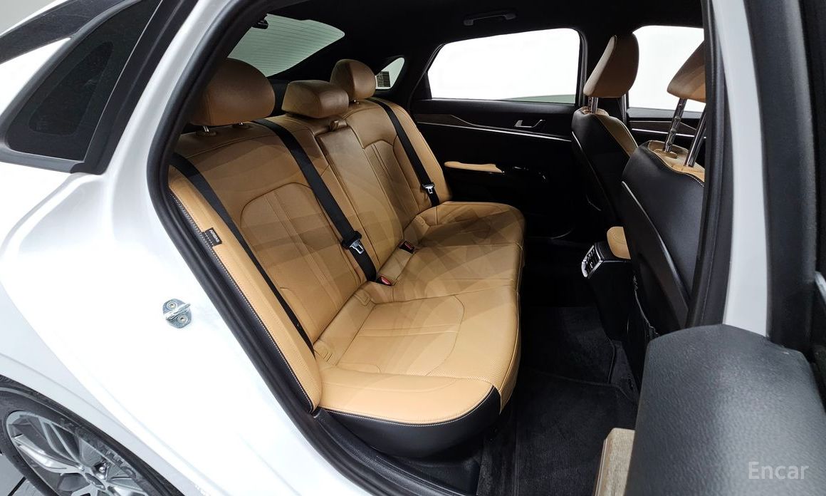 2022 Kia K5 III Noblesse с пробегом 72 974 км