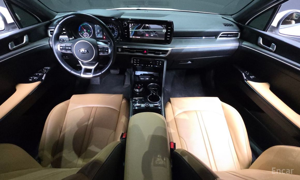 2021 Kia K5 III Prestige с пробегом 61 715 км