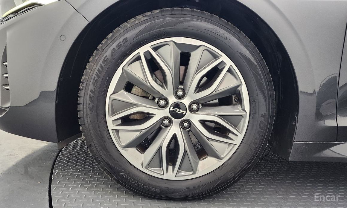 2021 Kia K5 III Signature с пробегом 78 008 км