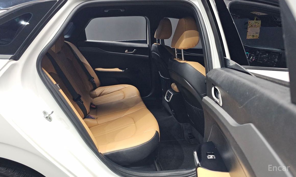 2022 Kia K5 III Prestige с пробегом 97 239 км
