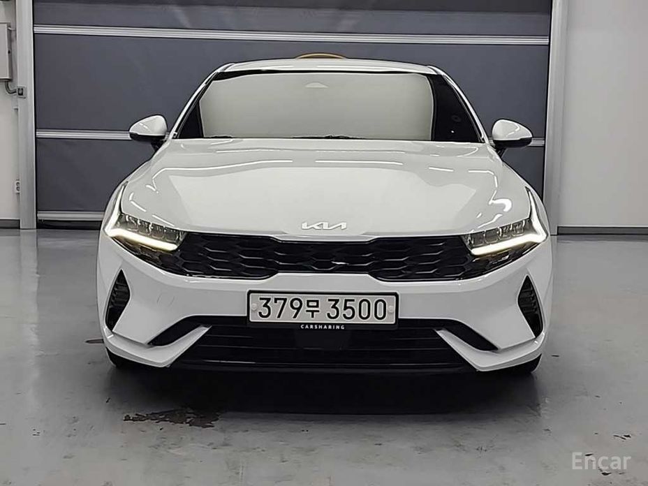 2022 Kia K5 III Prestige с пробегом 114 129 км