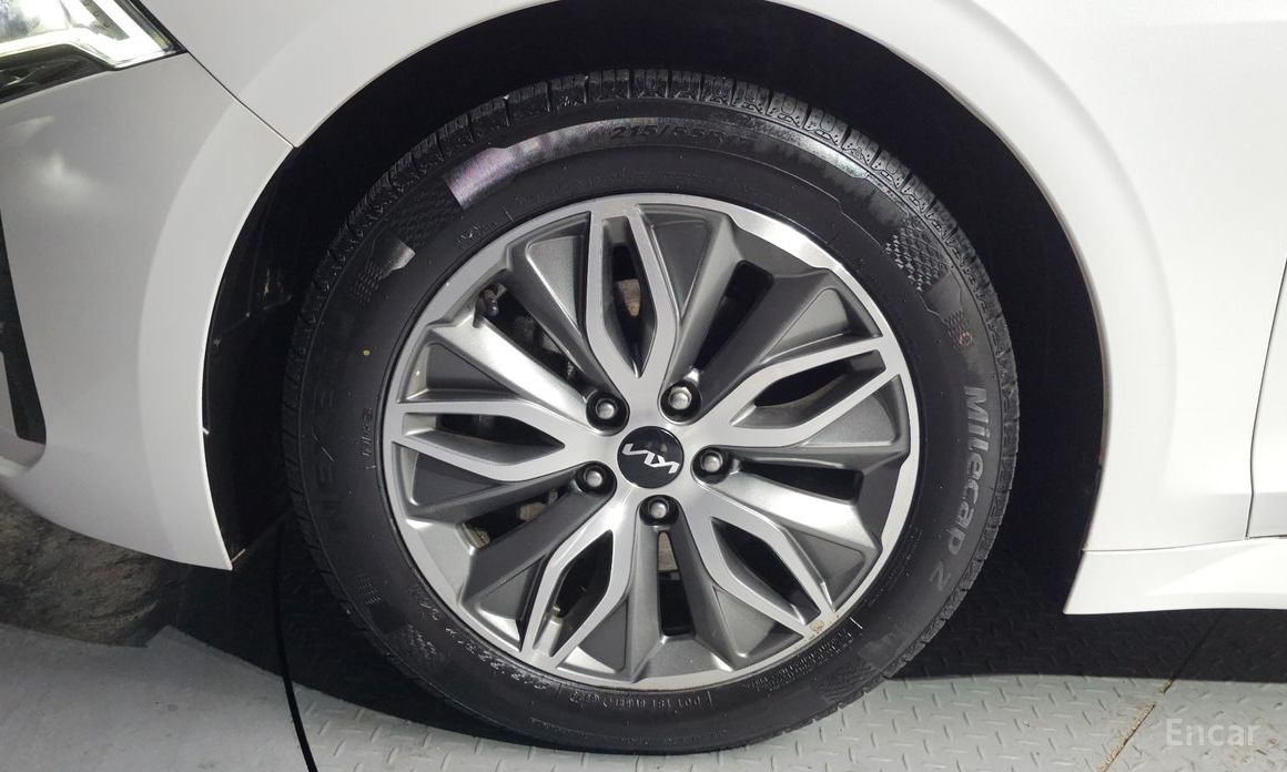 2022 Kia K5 III Prestige с пробегом 99 676 км