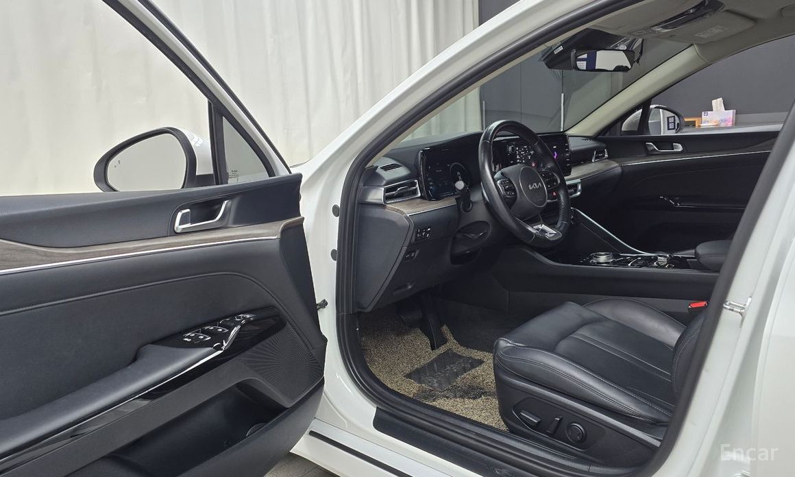 2021 Kia K5 III Noblesse с пробегом 124 533 км