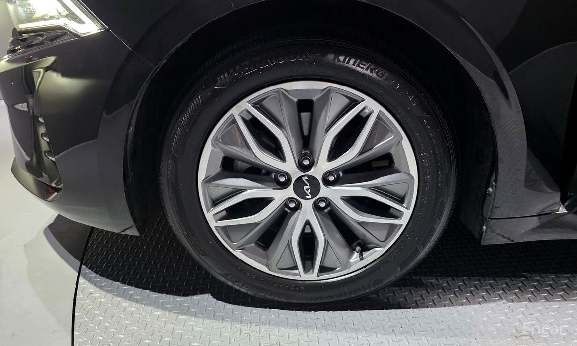 2022 Kia K5 III Noblesse с пробегом 77 311 км