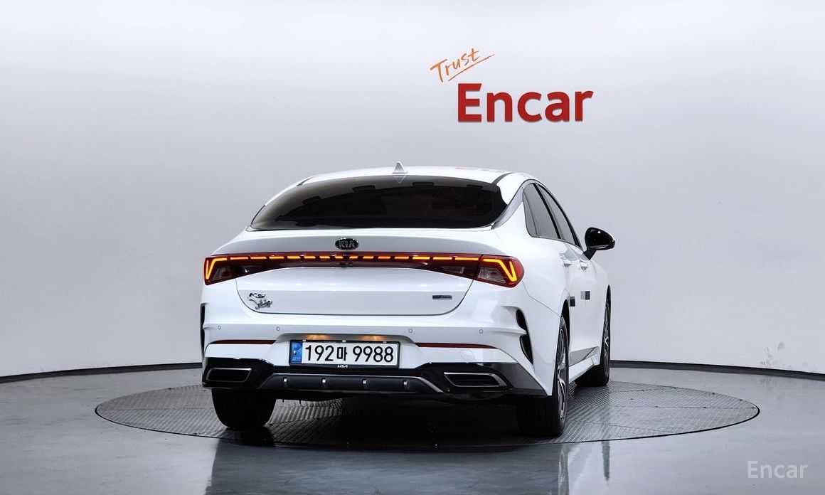 2021 Kia K5 III Noblesse с пробегом 80 594 км