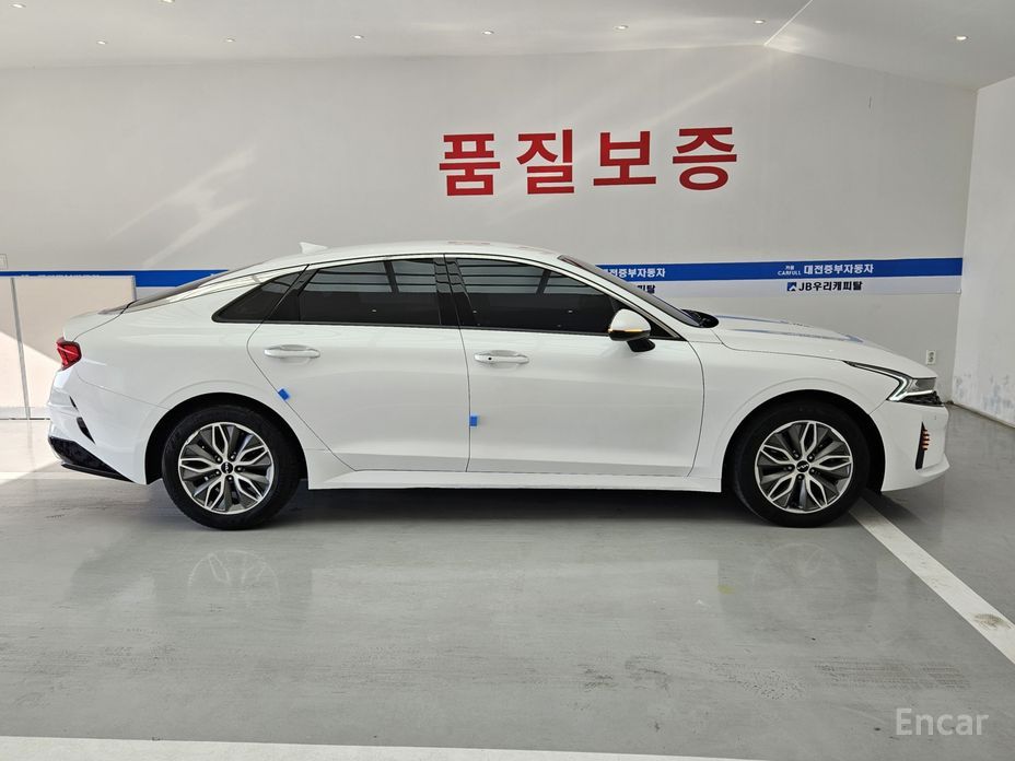 2022 Kia K5 III Prestige с пробегом 83 044 км