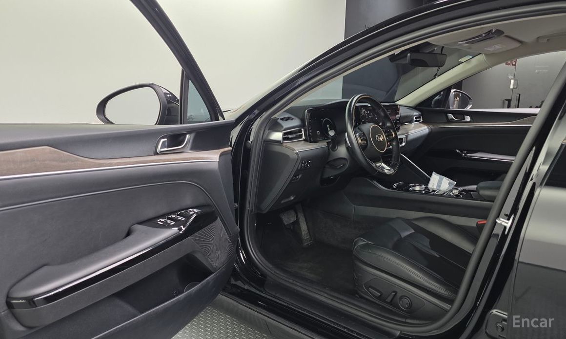 2021 Kia K5 III Noblesse с пробегом 96 077 км