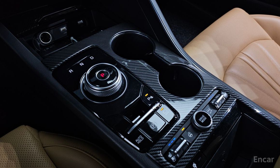 2022 Kia K5 III Signature с пробегом 70 441 км