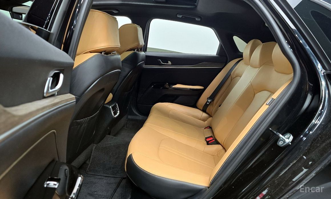 2022 Kia K5 III Noblesse с пробегом 87 747 км
