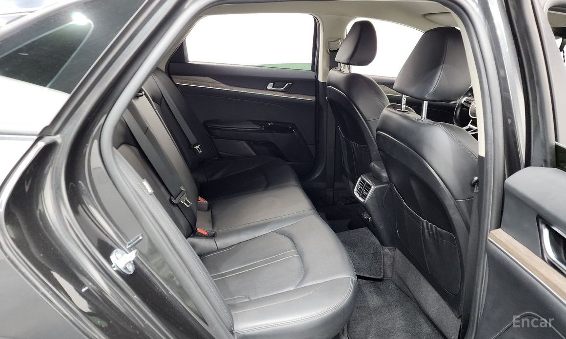 2021 Kia K5 III Noblesse с пробегом 100 677 км