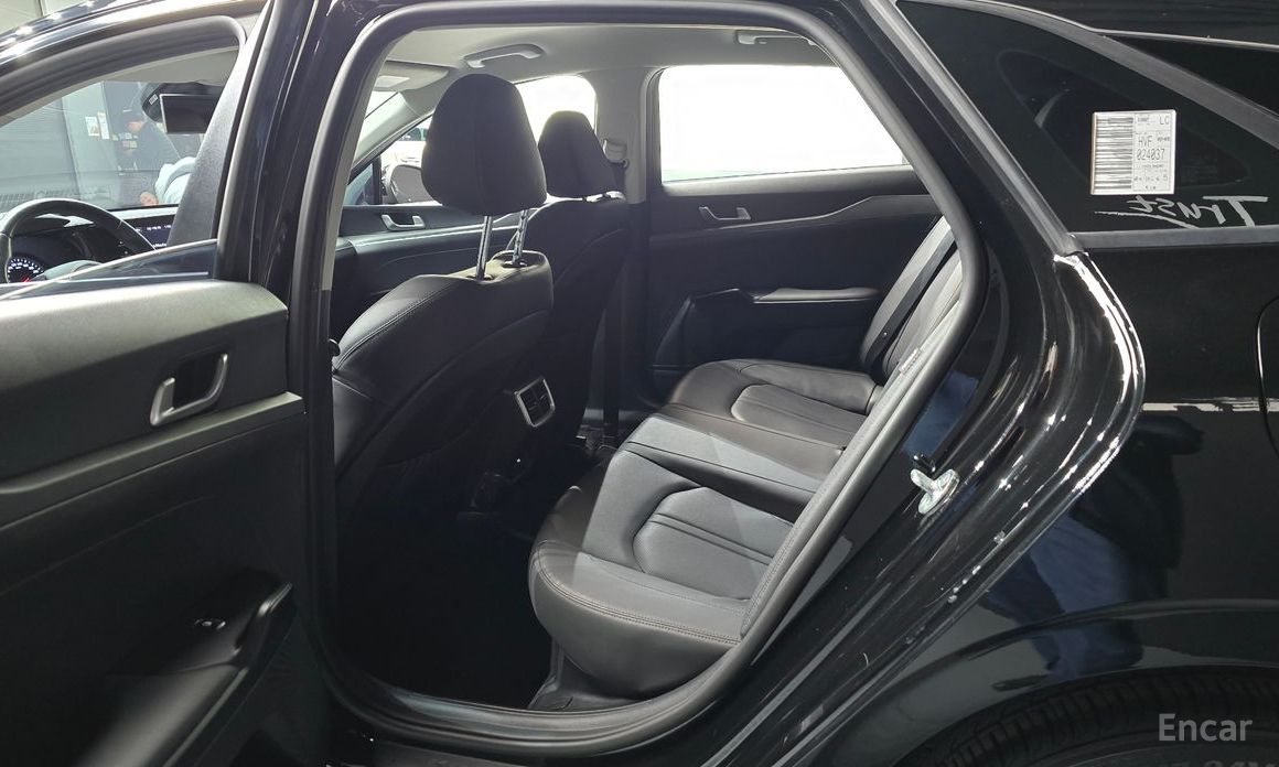 2022 Kia K5 III Prestige с пробегом 74 060 км
