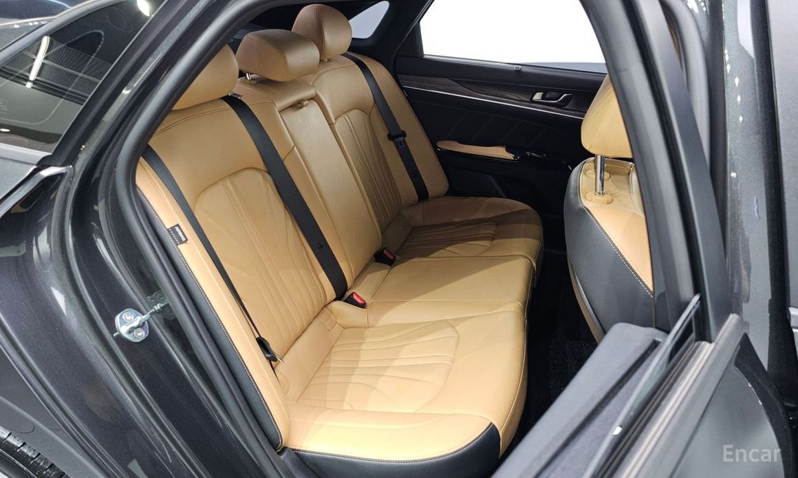 2022 Kia K5 III Signature с пробегом 70 441 км