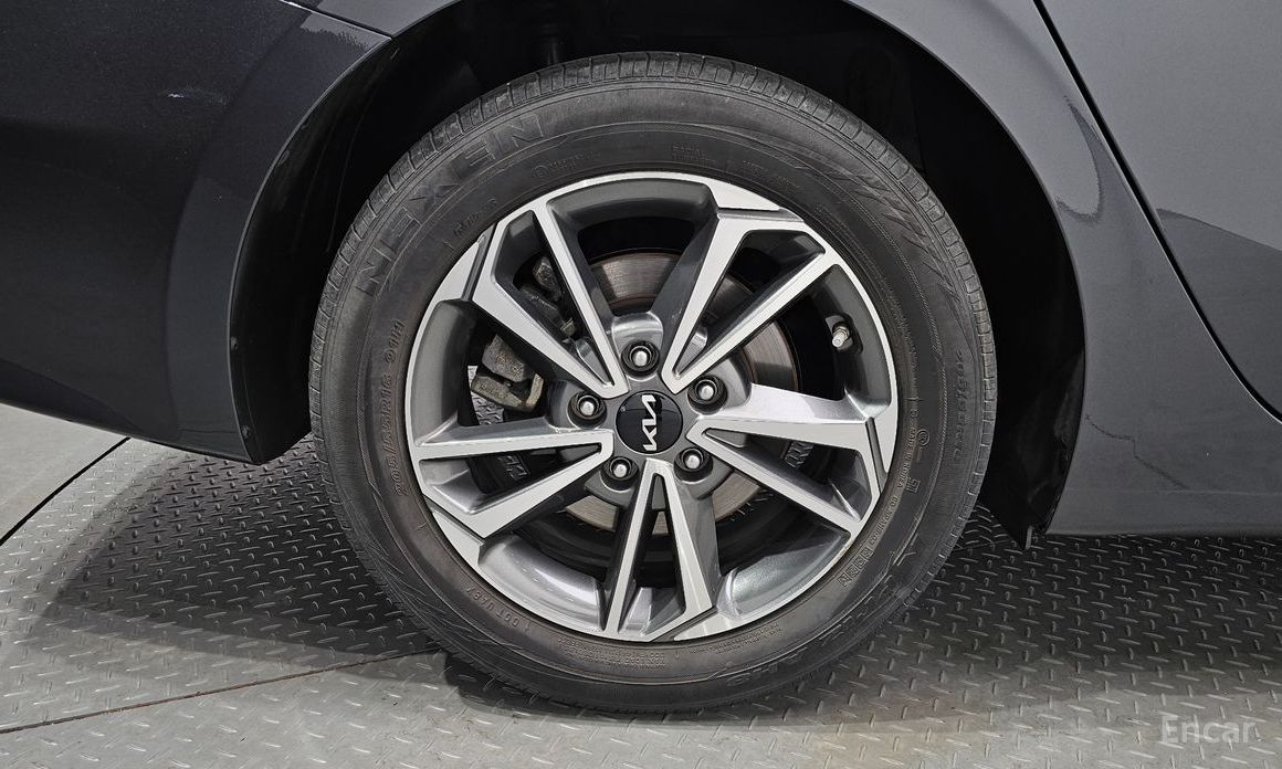 2022 Kia K3 II Рестайлинг 1.6 Prestige с пробегом 57 766 км