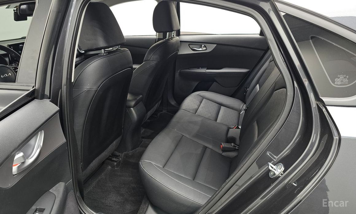 2022 Kia K3 II Рестайлинг 1.6 Prestige с пробегом 57 766 км
