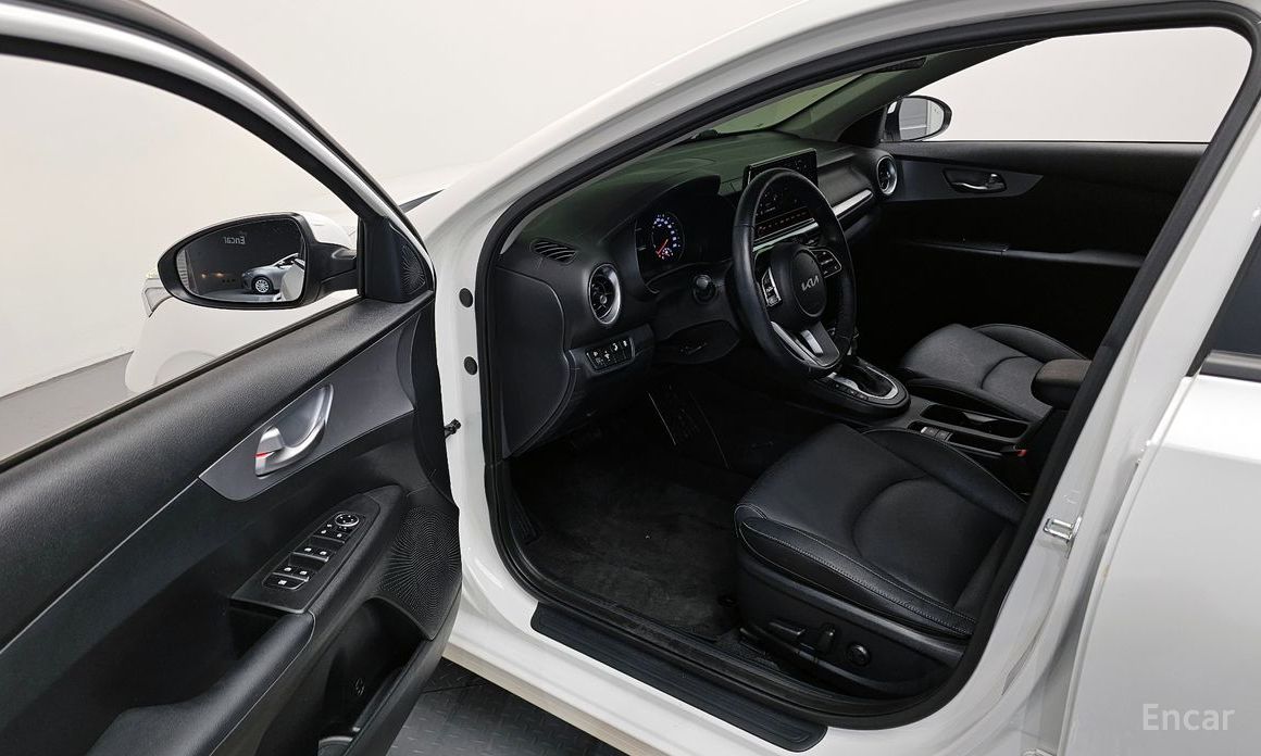 2022 Kia K3 II Рестайлинг 1.6 Trendy с пробегом 54 990 км